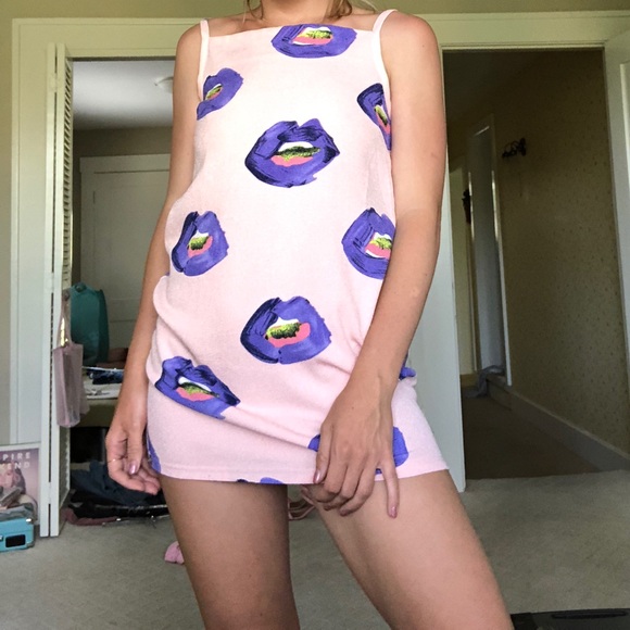 Pippa Lynn Pink Lip Print Mini Dress for nasty gal - Picture 4 of 8